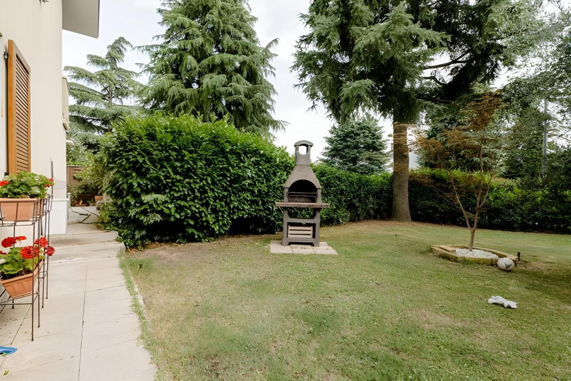 Homestay Garden House Fiera Milano *